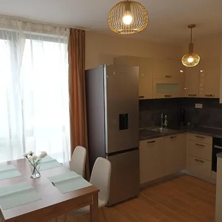 Stylish - Iztok Apartament