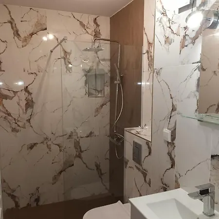 Stylish - Iztok Appartamento Sofia
